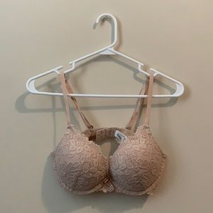 Fredricks of Hollywood adjustable nude bra